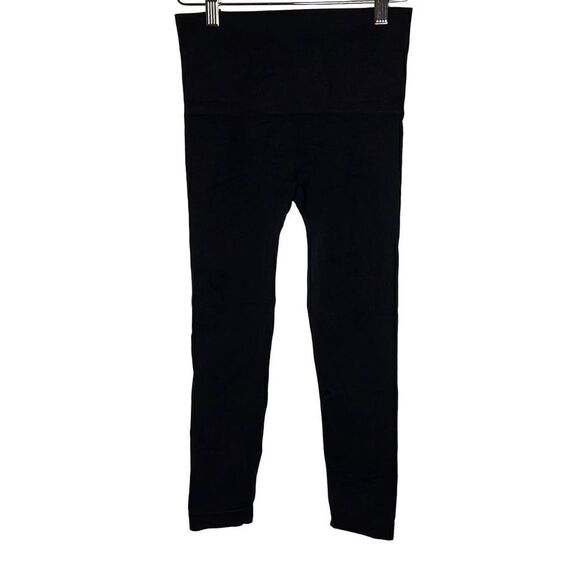SPANX Look at Me Now Seamless Cropped Leggings Black NWOT Small - Picture 3 of 8